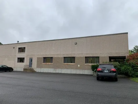 13 A Street Derry NH 03038
