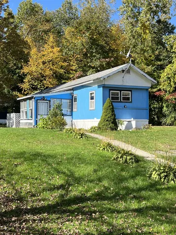 8 Maplewood Drive Brattleboro VT 05301