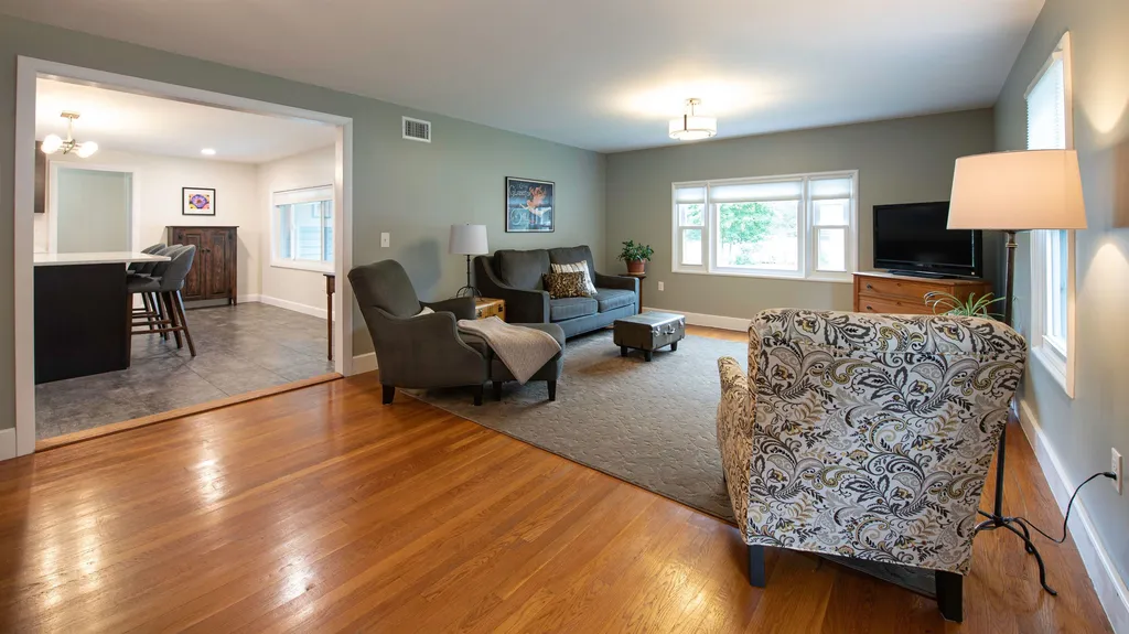 198 South Street Hartford VT 05088