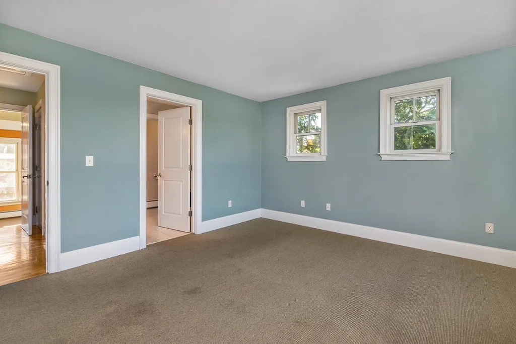 98 Brewster Street Portsmouth NH 03801
