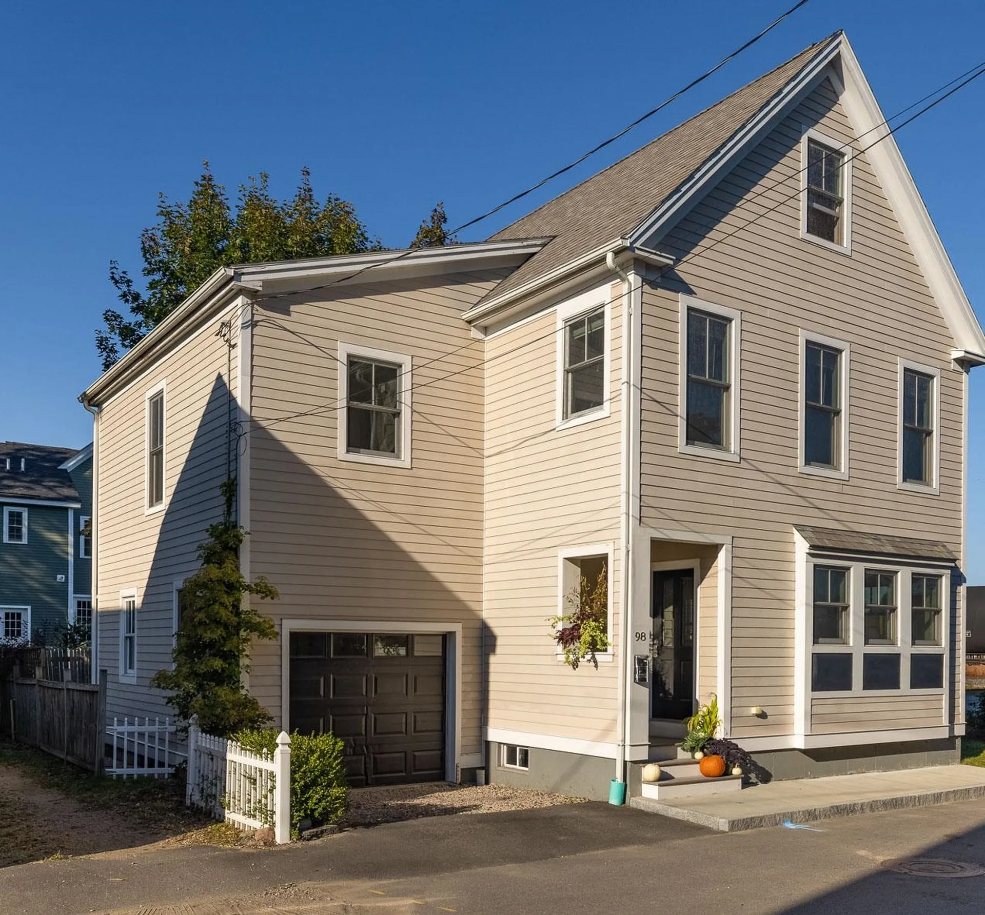 98 Brewster Street Portsmouth NH 03801