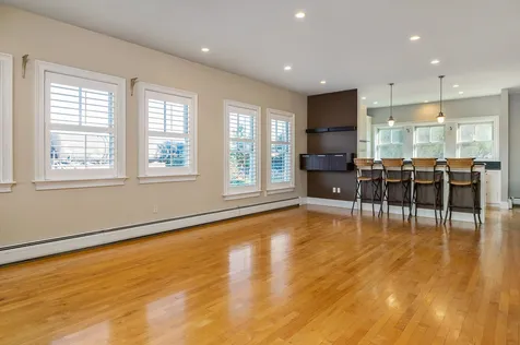 98 Brewster Street Portsmouth NH 03801