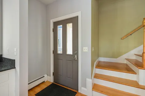 98 Brewster Street Portsmouth NH 03801