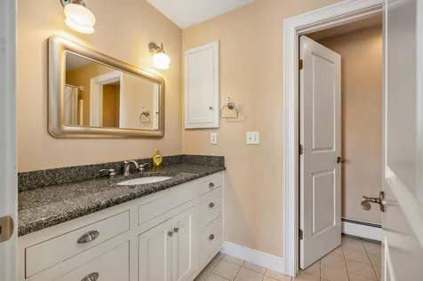 98 Brewster Street Portsmouth NH 03801