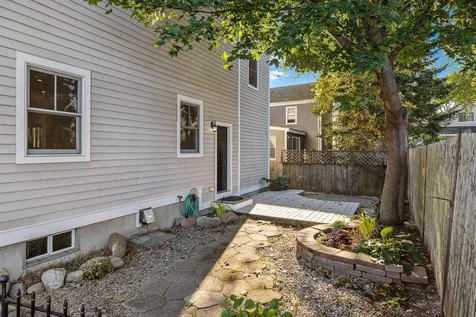 98 Brewster Street Portsmouth NH 03801