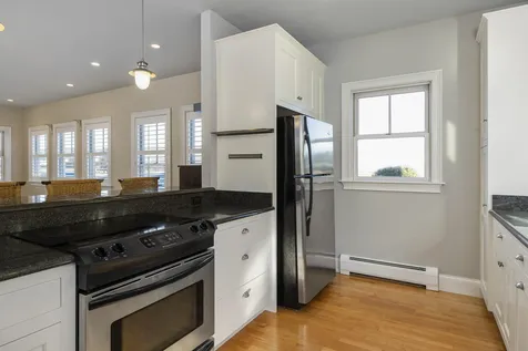 98 Brewster Street Portsmouth NH 03801