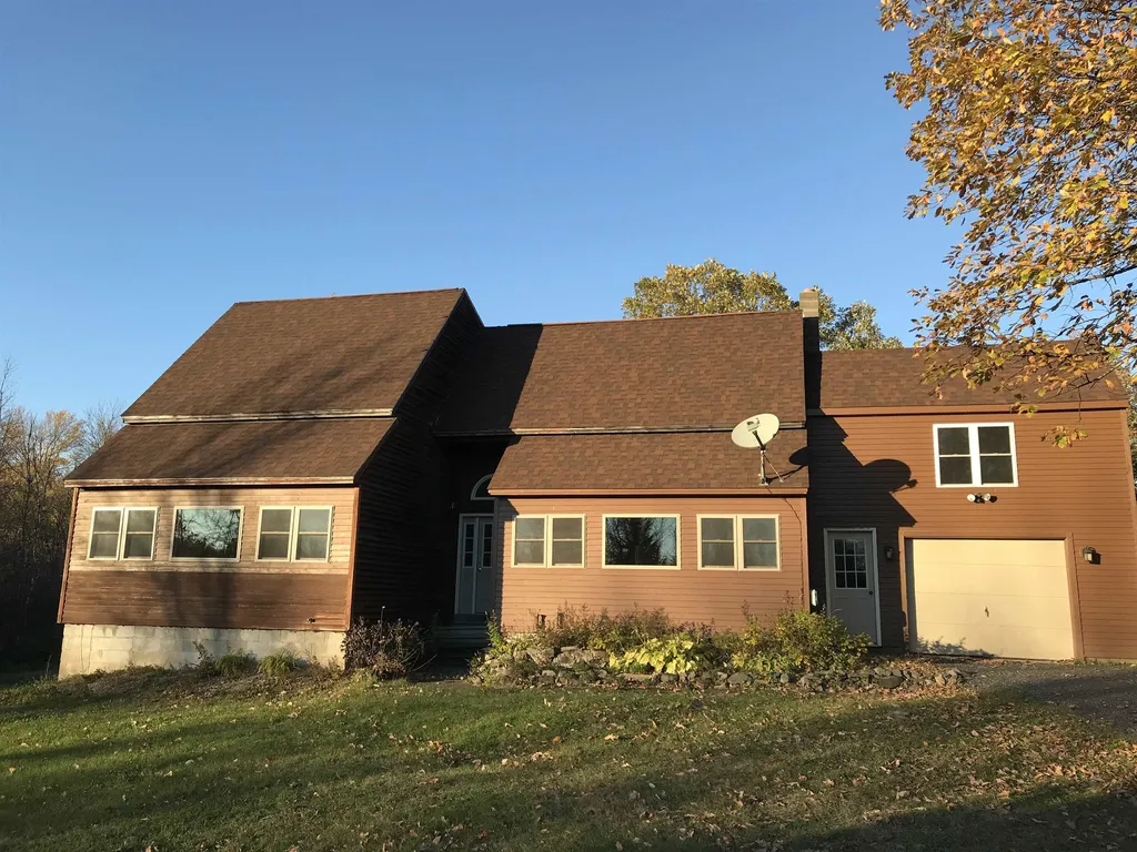 550 Blockhouse Point Road North Hero VT 05474