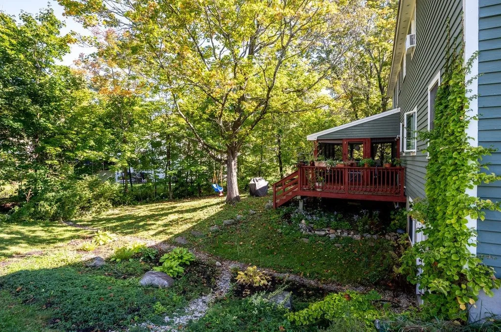 11 Magrath Road Durham NH 03824