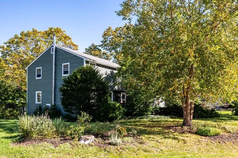 11 Magrath Road Durham NH 03824