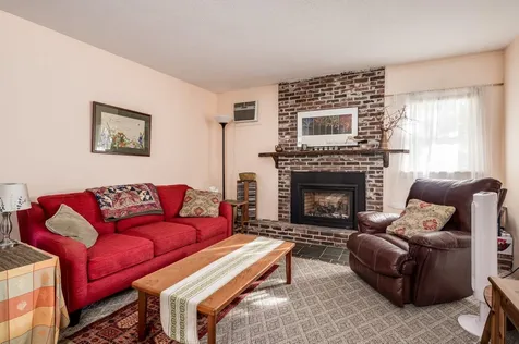 11 Magrath Road Durham NH 03824