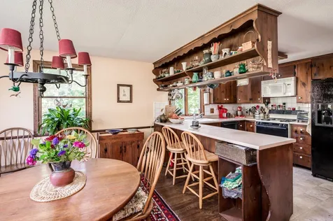 11 Magrath Road Durham NH 03824