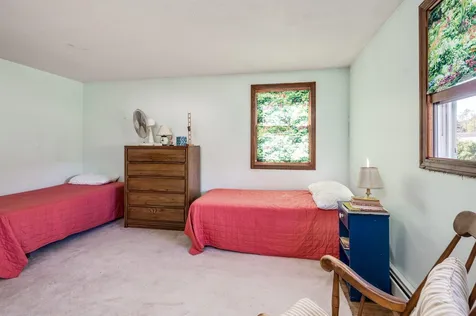11 Magrath Road Durham NH 03824