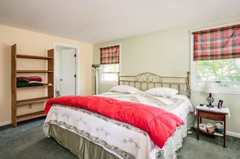 11 Magrath Road Durham NH 03824