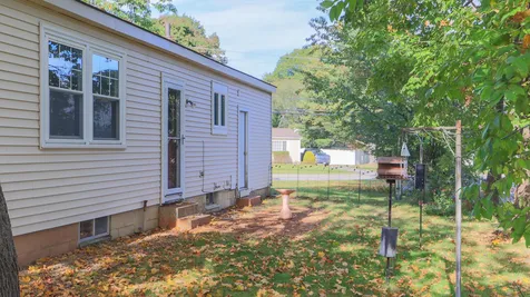 2 Lamprey Terrace Hampton NH 03842