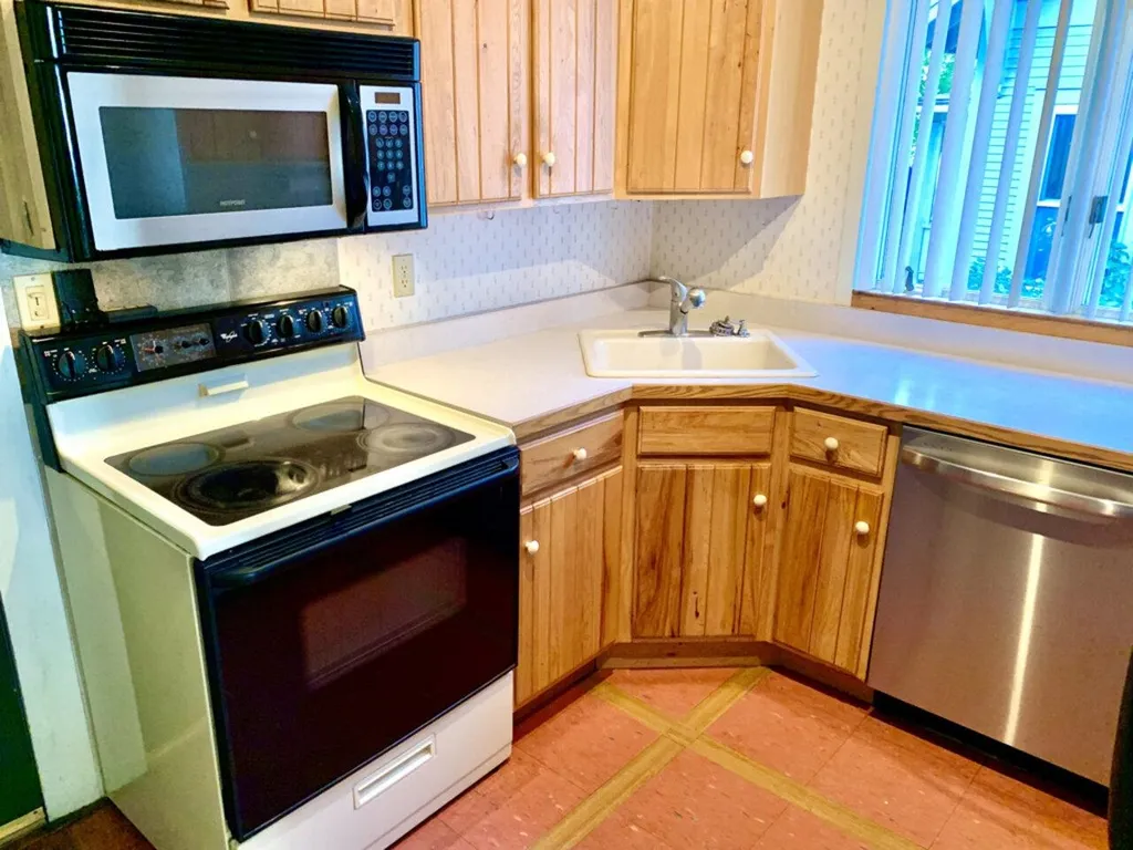 469 North Street Burlington VT 05401