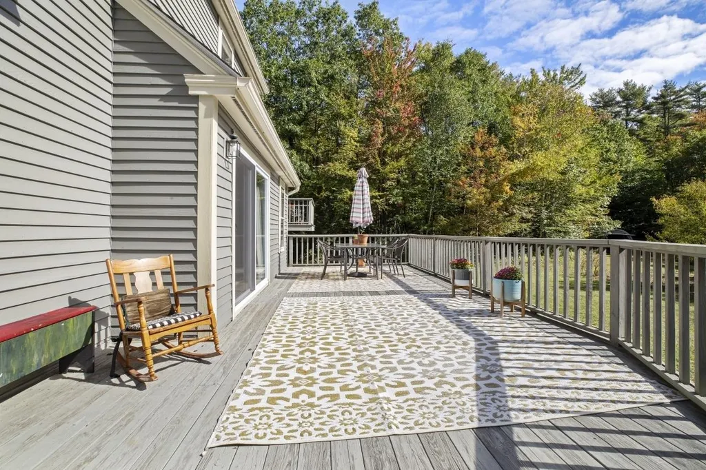 31 Sliptown Road Sharon NH 03458