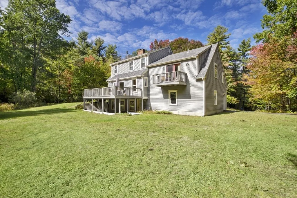 31 Sliptown Road Sharon NH 03458