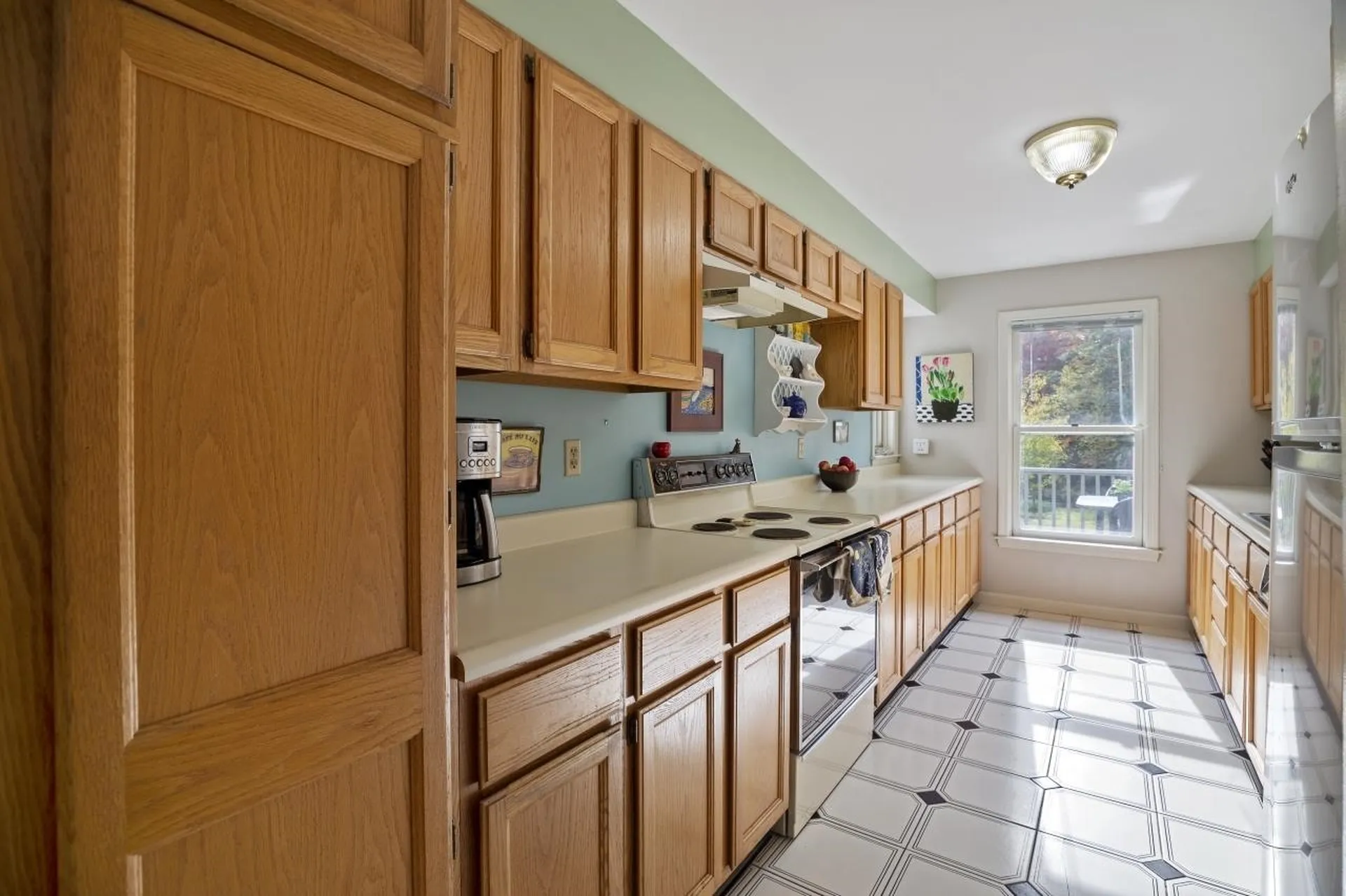 31 Sliptown Road Sharon NH 03458