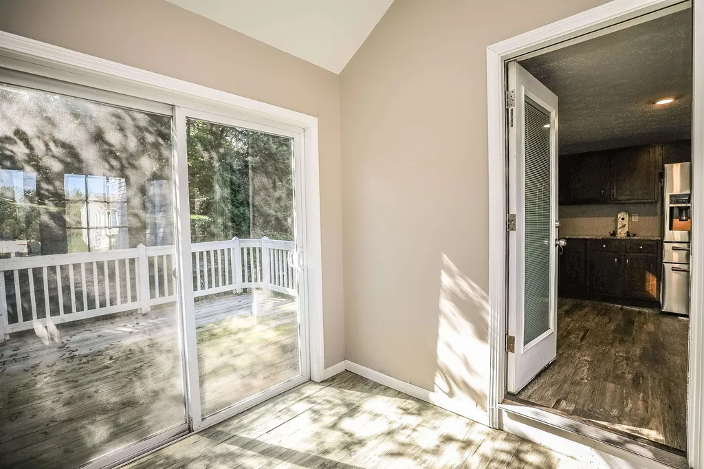 247 Patricia Lane Manchester NH 03104