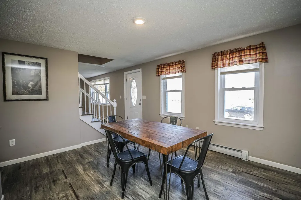 247 Patricia Lane Manchester NH 03104