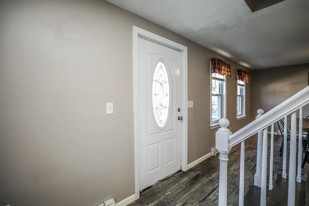 247 Patricia Lane Manchester NH 03104