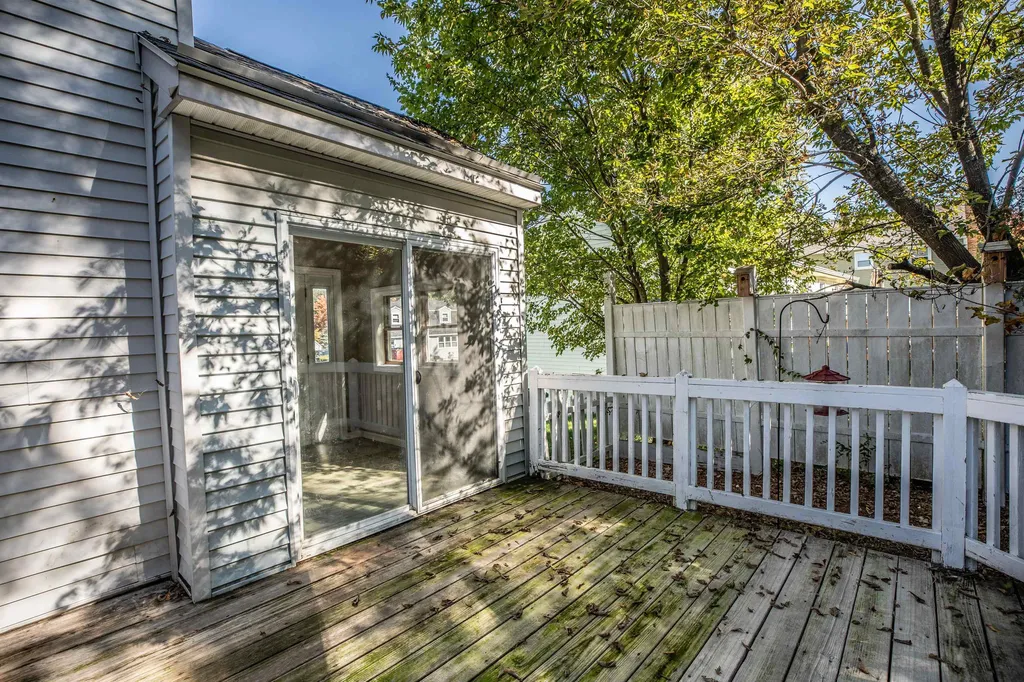 247 Patricia Lane Manchester NH 03104