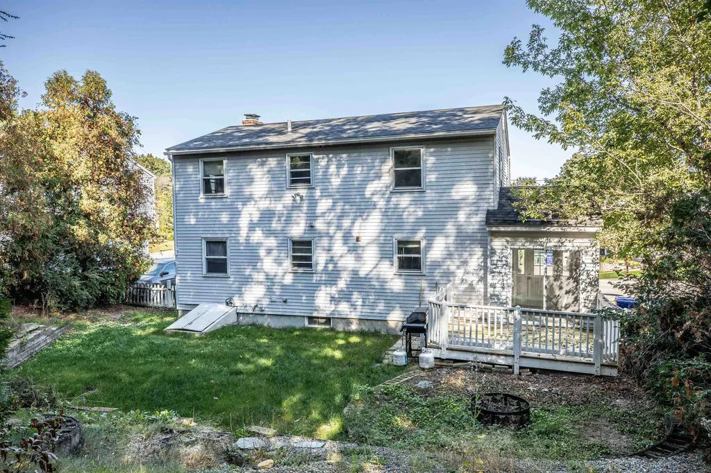 247 Patricia Lane Manchester NH 03104