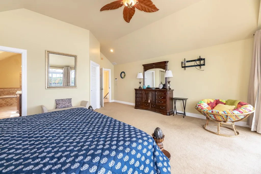 87 Leeward Shores Road Moultonborough NH 03254