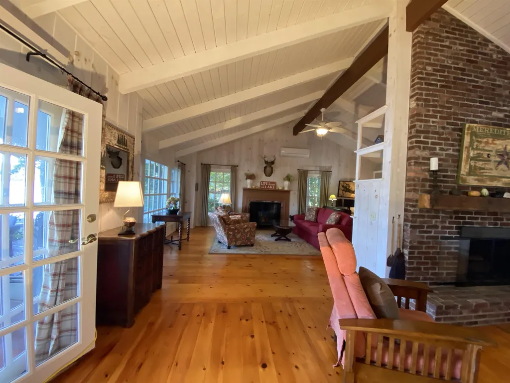 40 Oak Island Road Meredith NH 03253