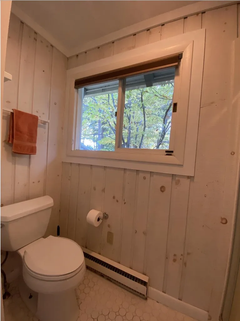 40 Oak Island Road Meredith NH 03253