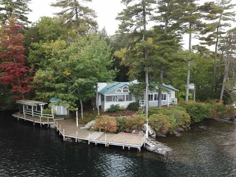 40 Oak Island Road Meredith NH 03253