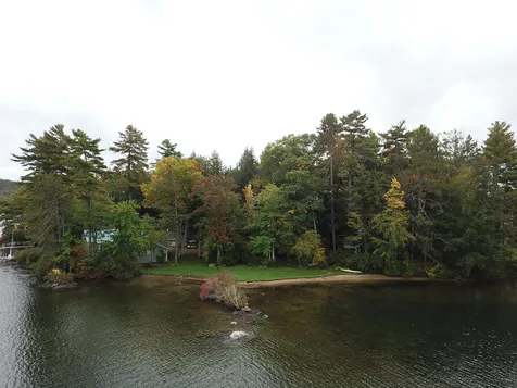 40 Oak Island Road Meredith NH 03253