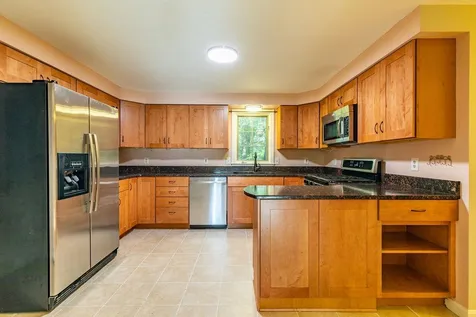 217 Hillside Drive Henniker NH 03242