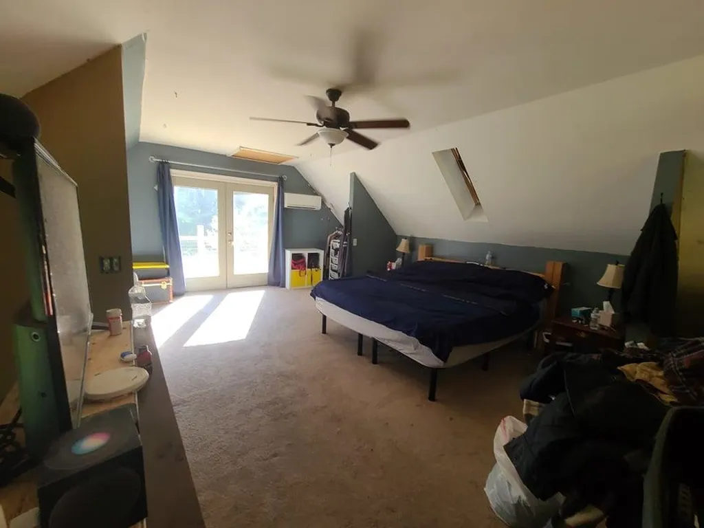 29 Eastside Lane Hill NH 03243