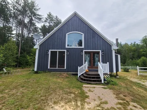 29 Eastside Lane Hill NH 03243