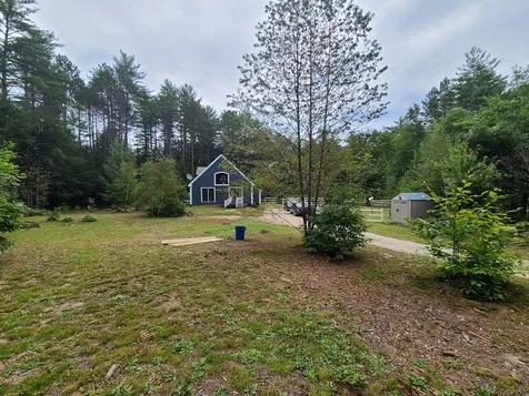 29 Eastside Lane Hill NH 03243