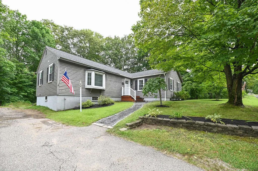280 Main Street Danville NH 03819