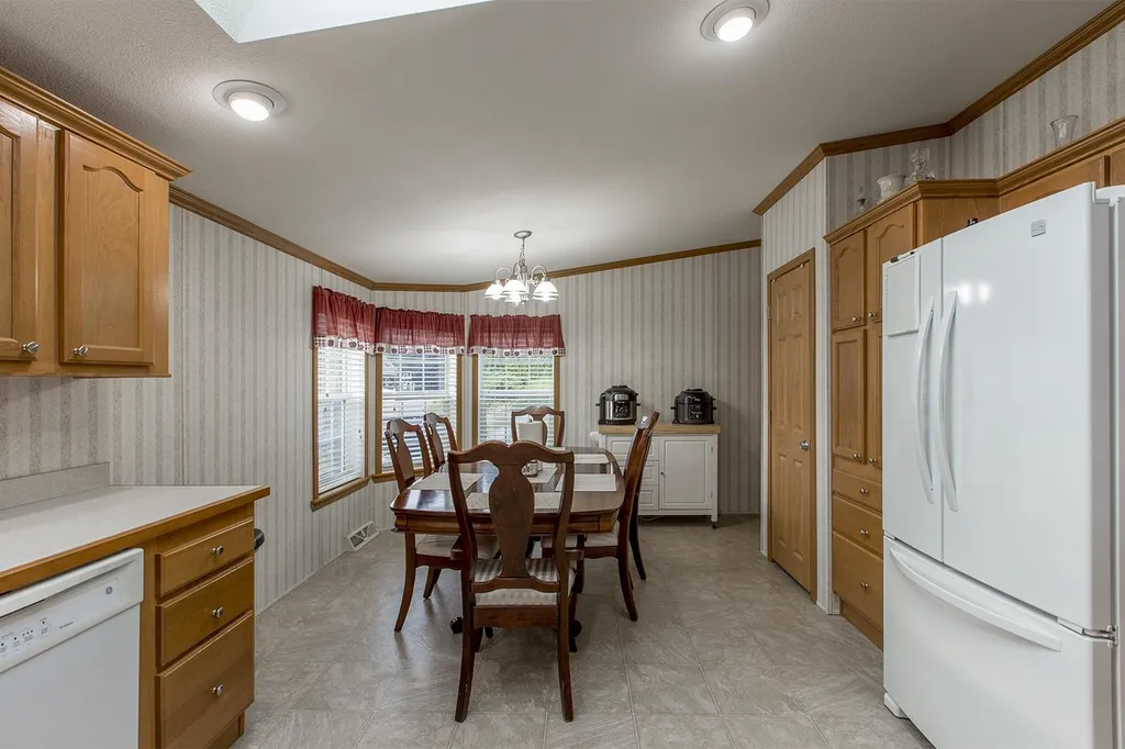 5 Ithica Lane Newmarket NH 03857