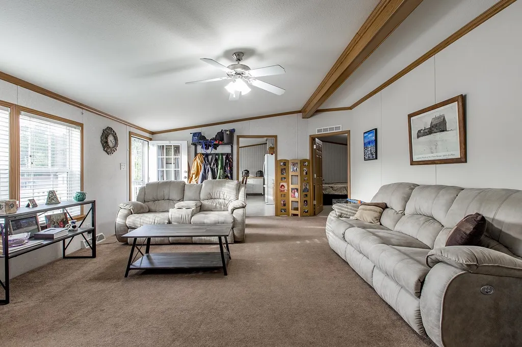 5 Ithica Lane Newmarket NH 03857