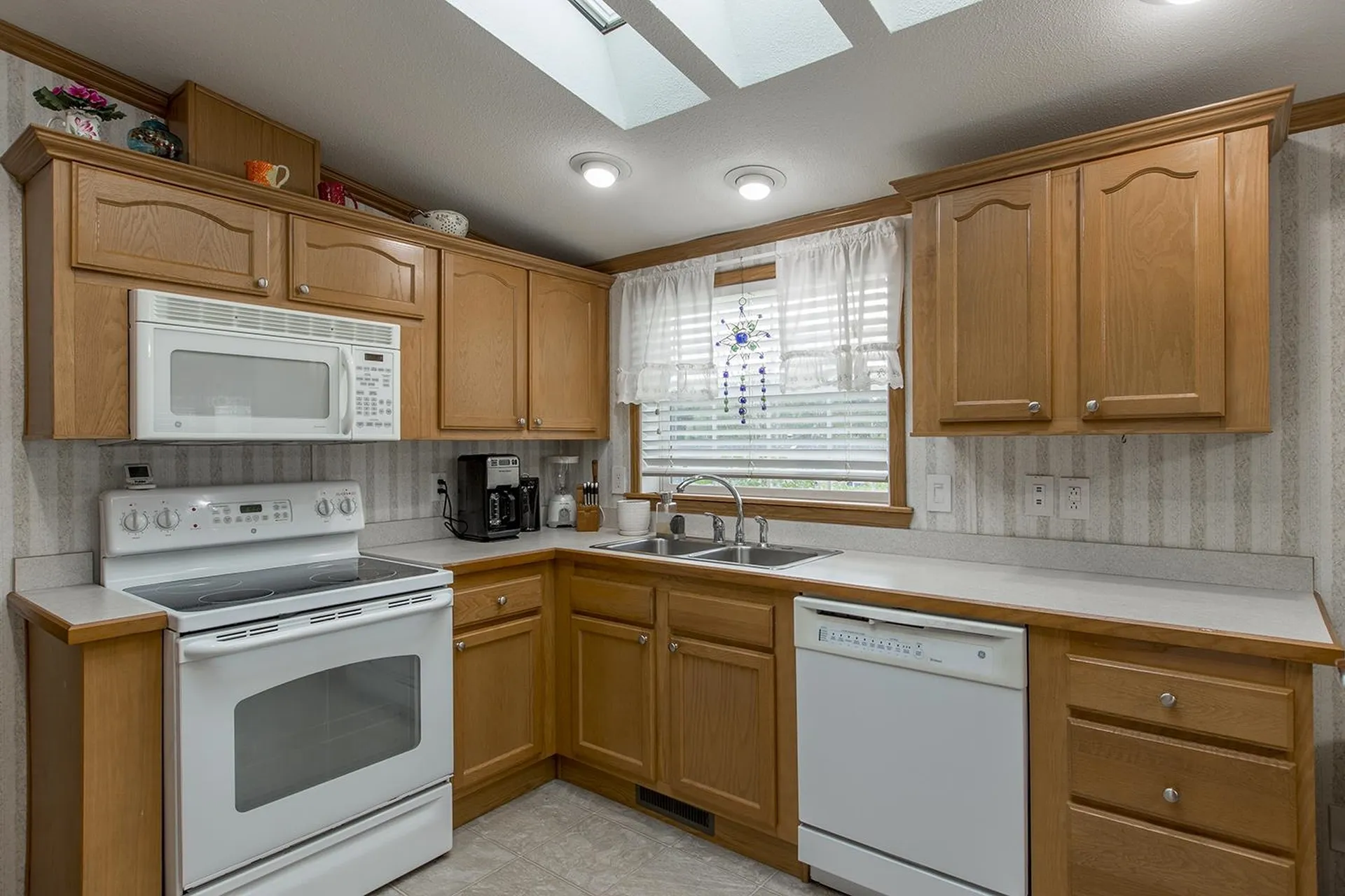 5 Ithica Lane Newmarket NH 03857