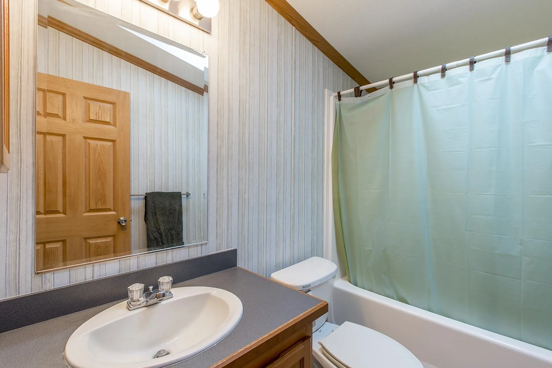 5 Ithica Lane Newmarket NH 03857