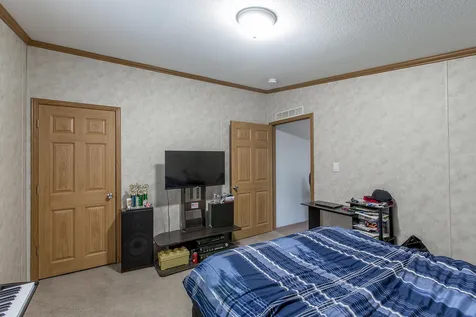 5 Ithica Lane Newmarket NH 03857