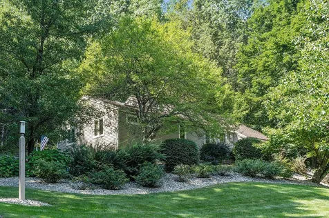 23 Oriole Road Windham NH 03087
