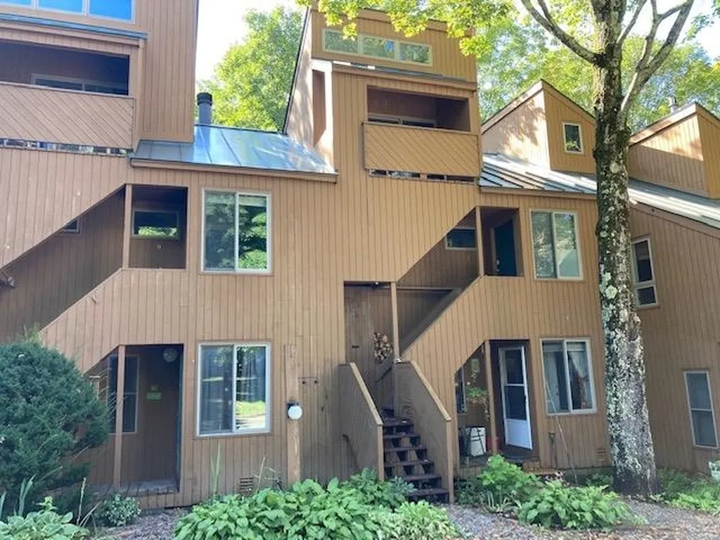98 Sugar Run Road Fayston VT 05673