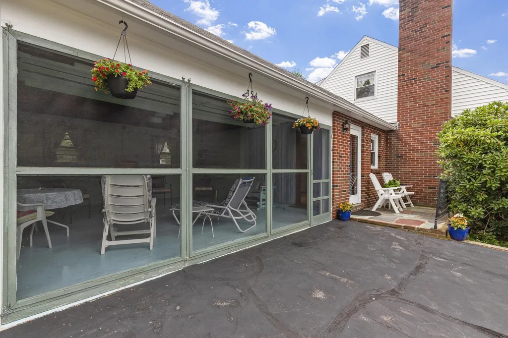 354 Wallis Road Rye NH 03870