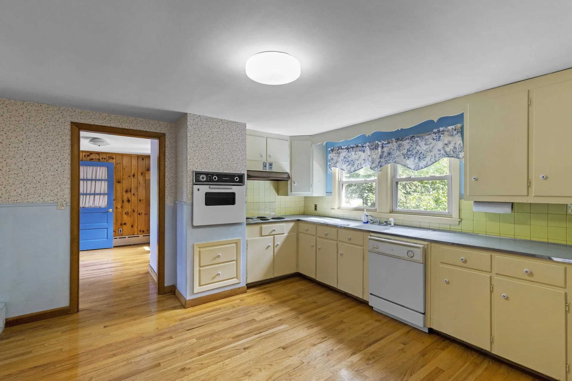 354 Wallis Road Rye NH 03870