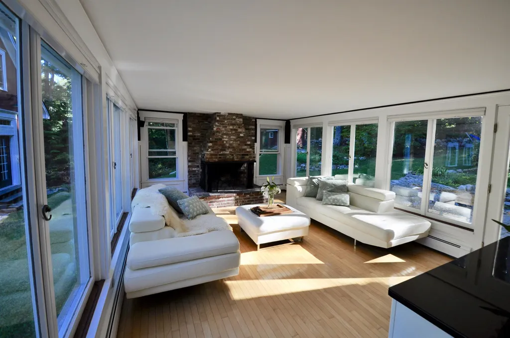 5 N Meadow Road Amherst NH 03031