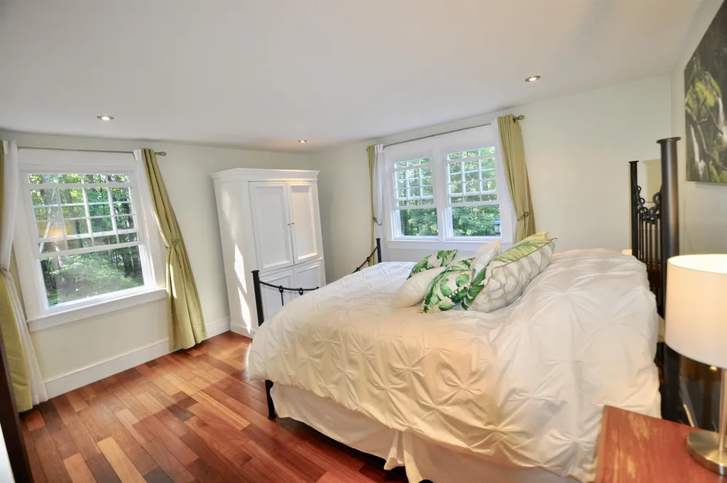 5 N Meadow Road Amherst NH 03031