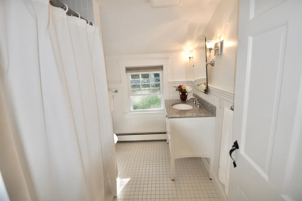 5 N Meadow Road Amherst NH 03031