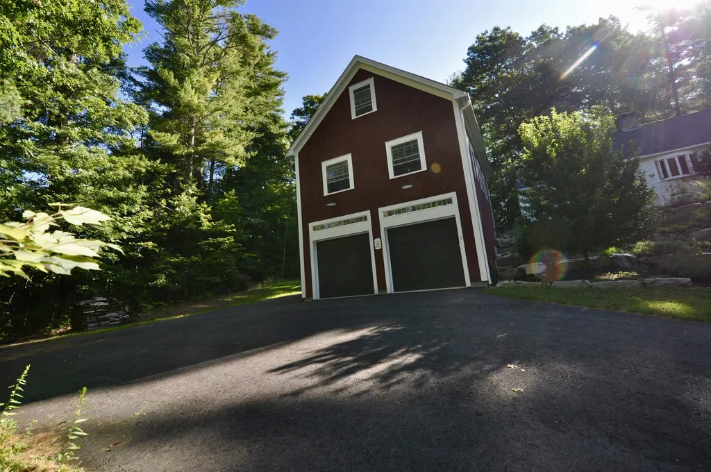 5 N Meadow Road Amherst NH 03031